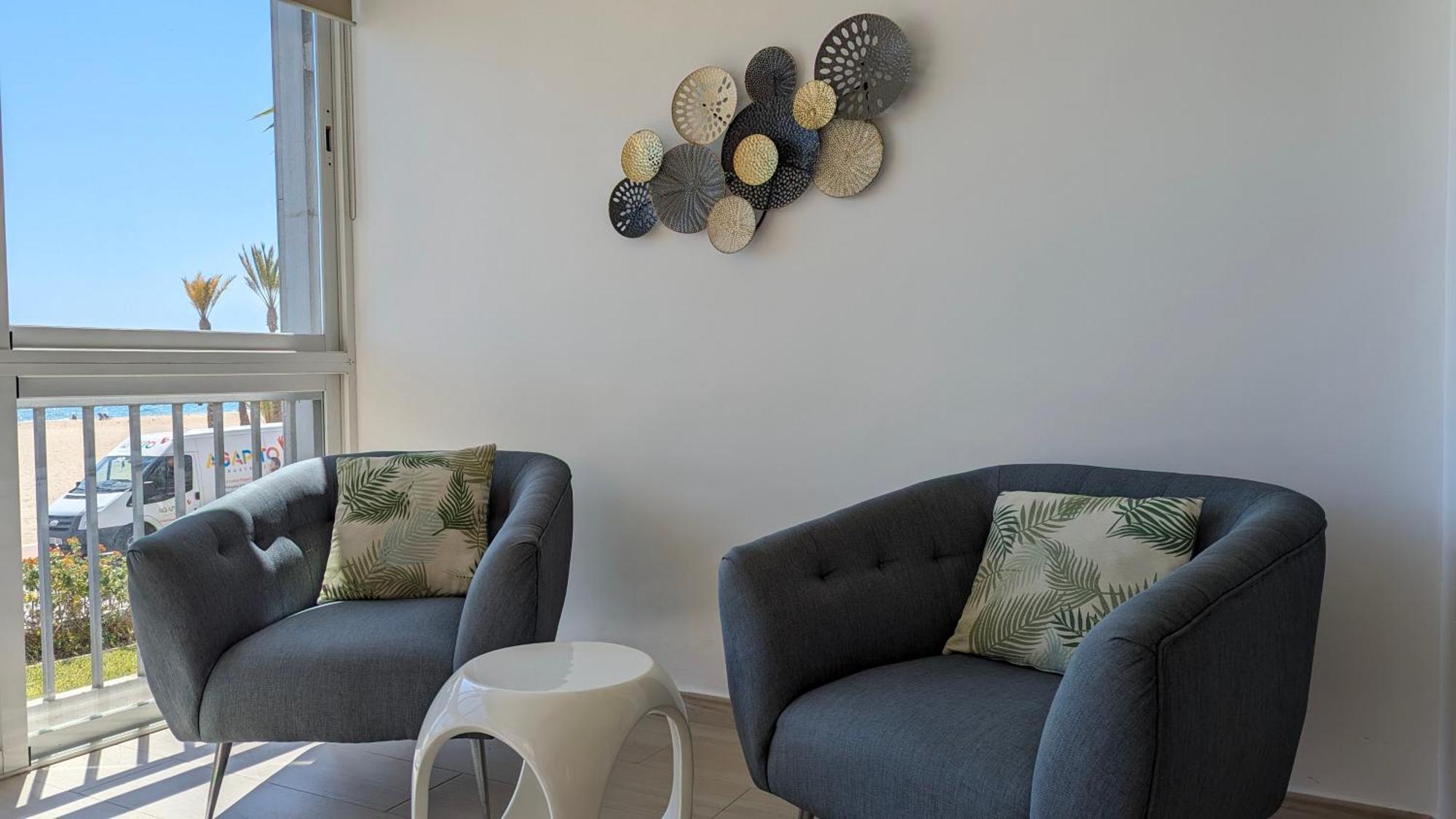 בנידורם Esmeralda Sea Front Apartment מראה חיצוני תמונה